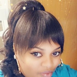 Meet your Posher, Janelle